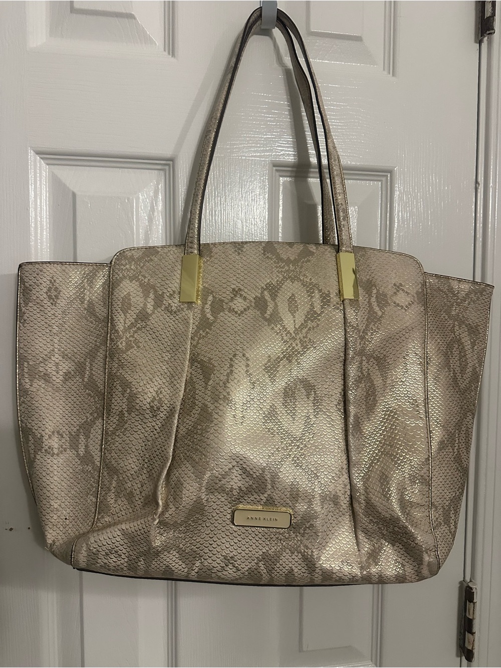 Anne klein